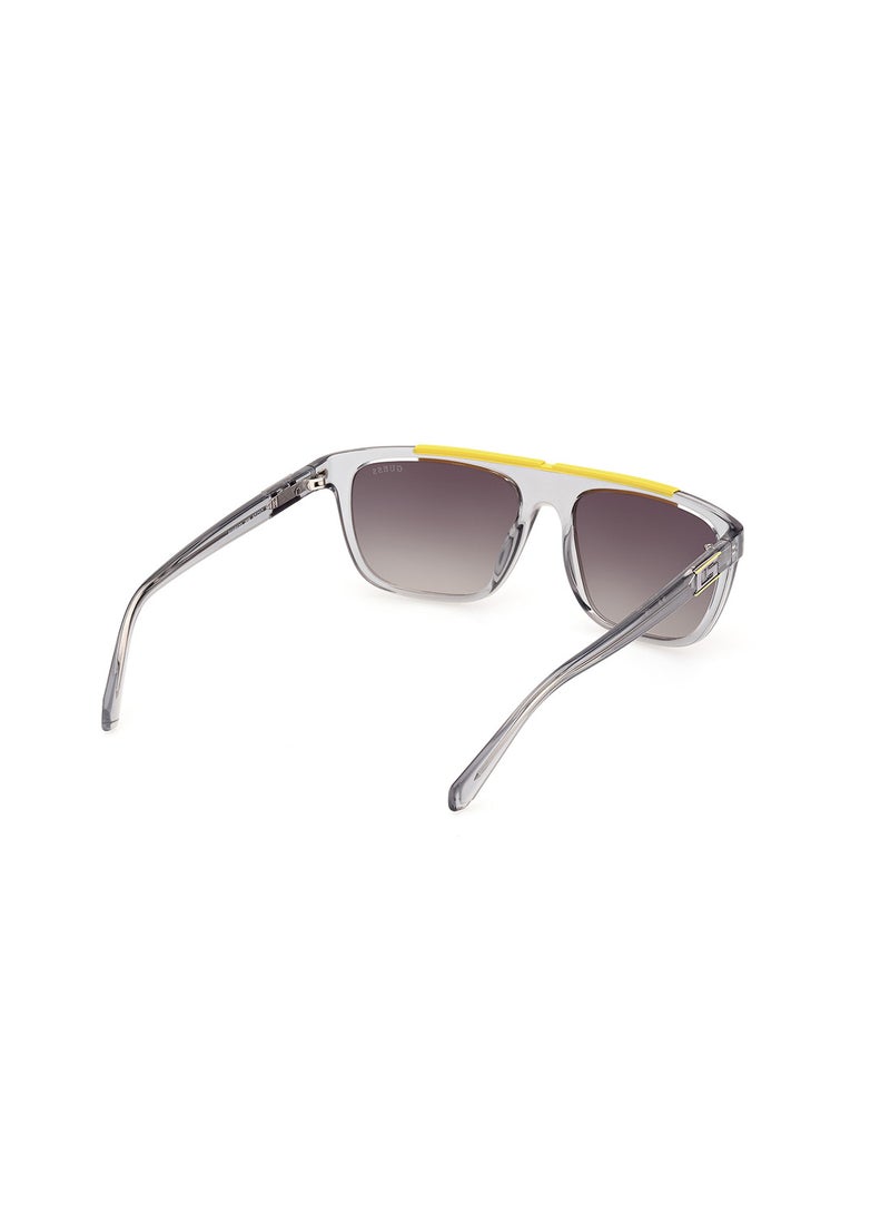GUESS Men's UV Protection Rectangular Shape Sunglasses - GU0012220B57 - Lens Size: 57 Mm - Shiny Grey - Image 5